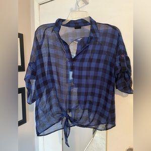 Size L plaid top
